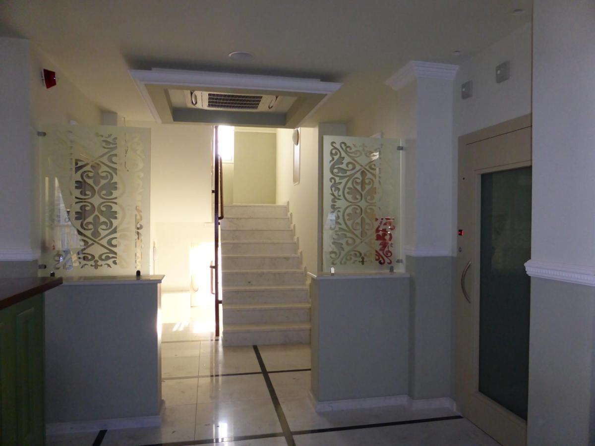 Hotel Tsarsi แคซโทเรีย ภายนอก รูปภาพ