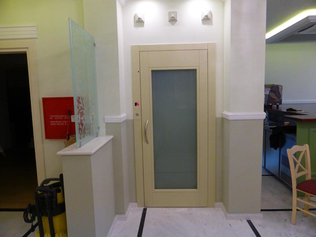 Hotel Tsarsi แคซโทเรีย ภายนอก รูปภาพ